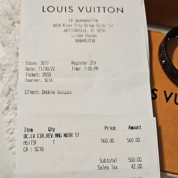 Authentic Louis Vuitton reversible Reve circle bracelet. - Picture 5 of 7